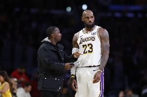 Windhorst：詹姆斯根本不在乎联盟安排停滞 他会让所有人一直等