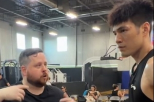 马尔卡宁的私人训练师进行指导！经纪人晒陈国豪在美国特训的视频