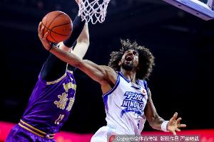 直播吧：宁波队已经与后卫外援富兰克林·杰克逊达成续约一致