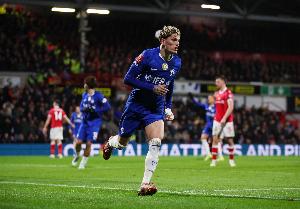 TA：加纳乔交易方案定为租借和条件强制买断，维拉承担大部分薪资
