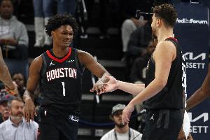 媒体人：火箭季后赛三分垫底 只有恩格兰德能提升阿门与申京跳投