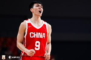 表现出色！庞峥麟替补16分钟5中4高效拿下12分